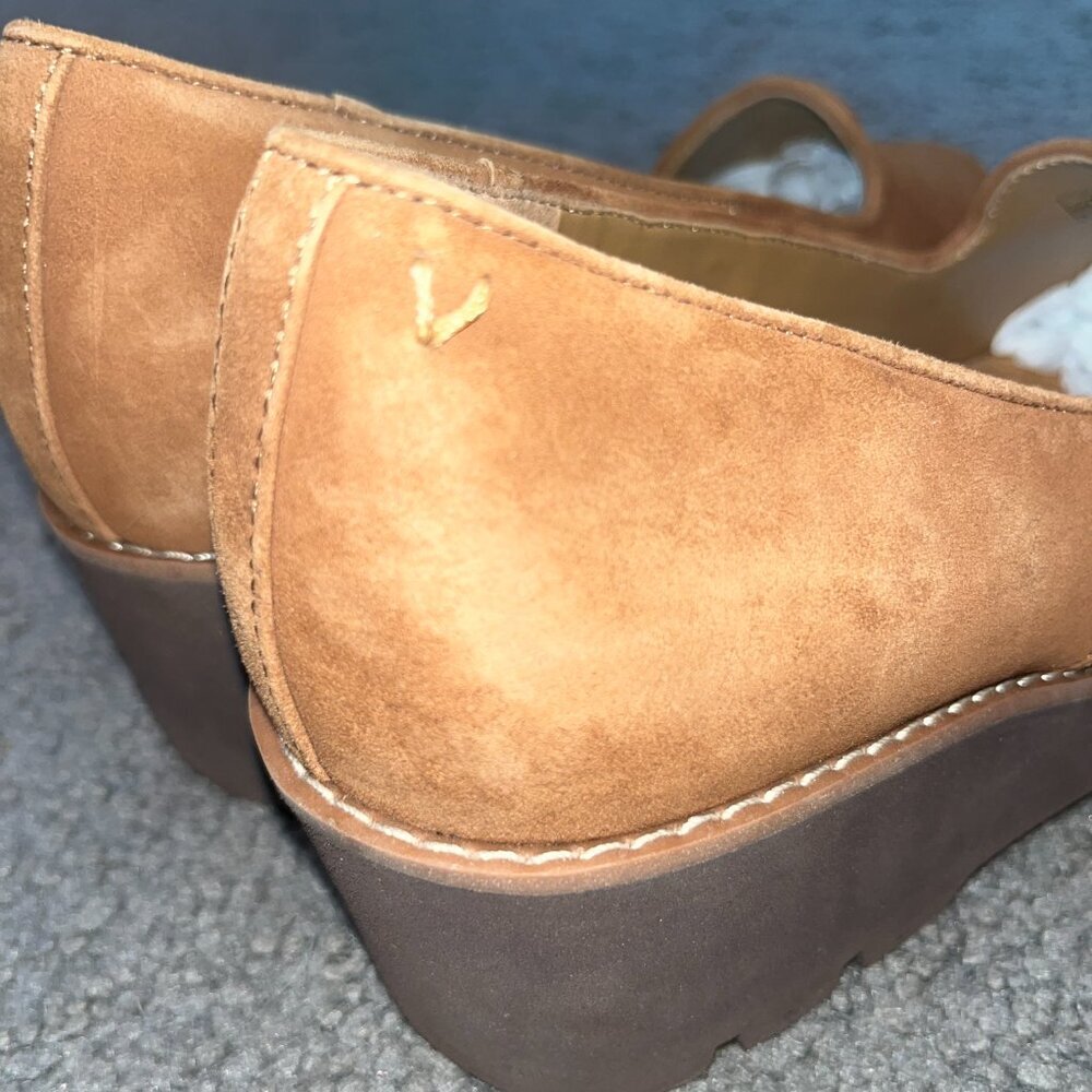 Vionic Willa Wedge - Toffee Suede - Euc - 9.5 - image 5